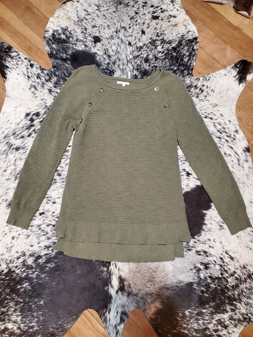 Maurices Olive Green Button-Accent Crew Neck Sweater